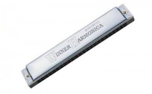 Harmonika tremolo Suzuki W-24 C Winner