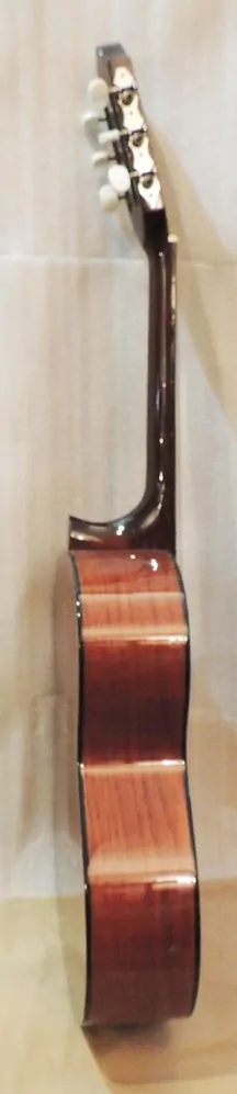 1/2 klasická kytara STRUNAL