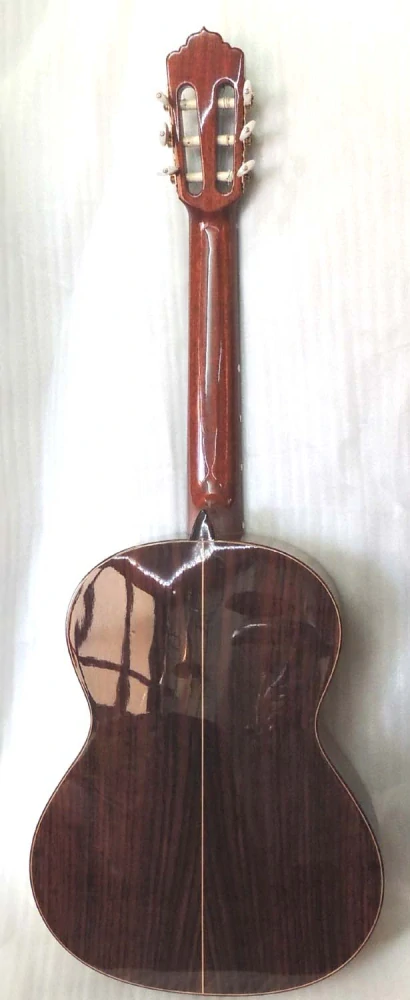 4/4 Klasická kytara ALMANSA
