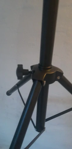 Notový stojan orchestrální