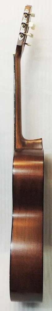 4/4 Klasická kytara AMADA