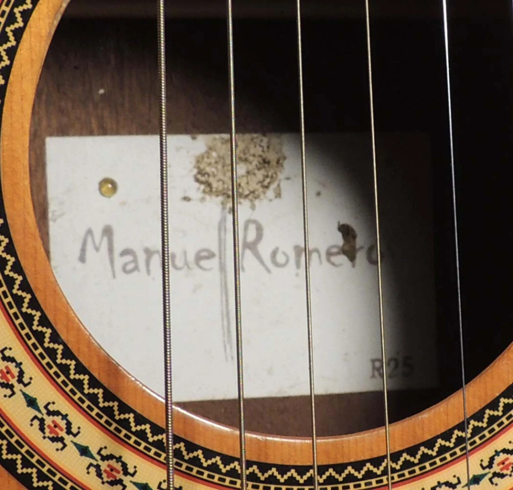 4/4 Klasická kytara MANUEL ROMERO