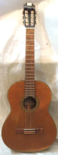 4/4 Klasická kytara SHIRO